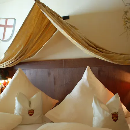 Mittelalterhotel-Gästehaus Rauchfang-3
